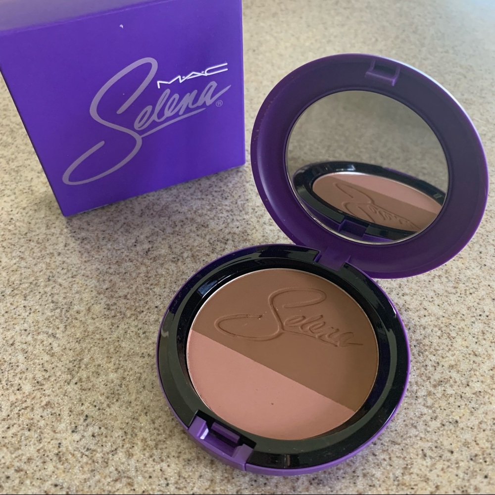 NWT MAC Selena Techno Cumbia Contour-Blush Compact